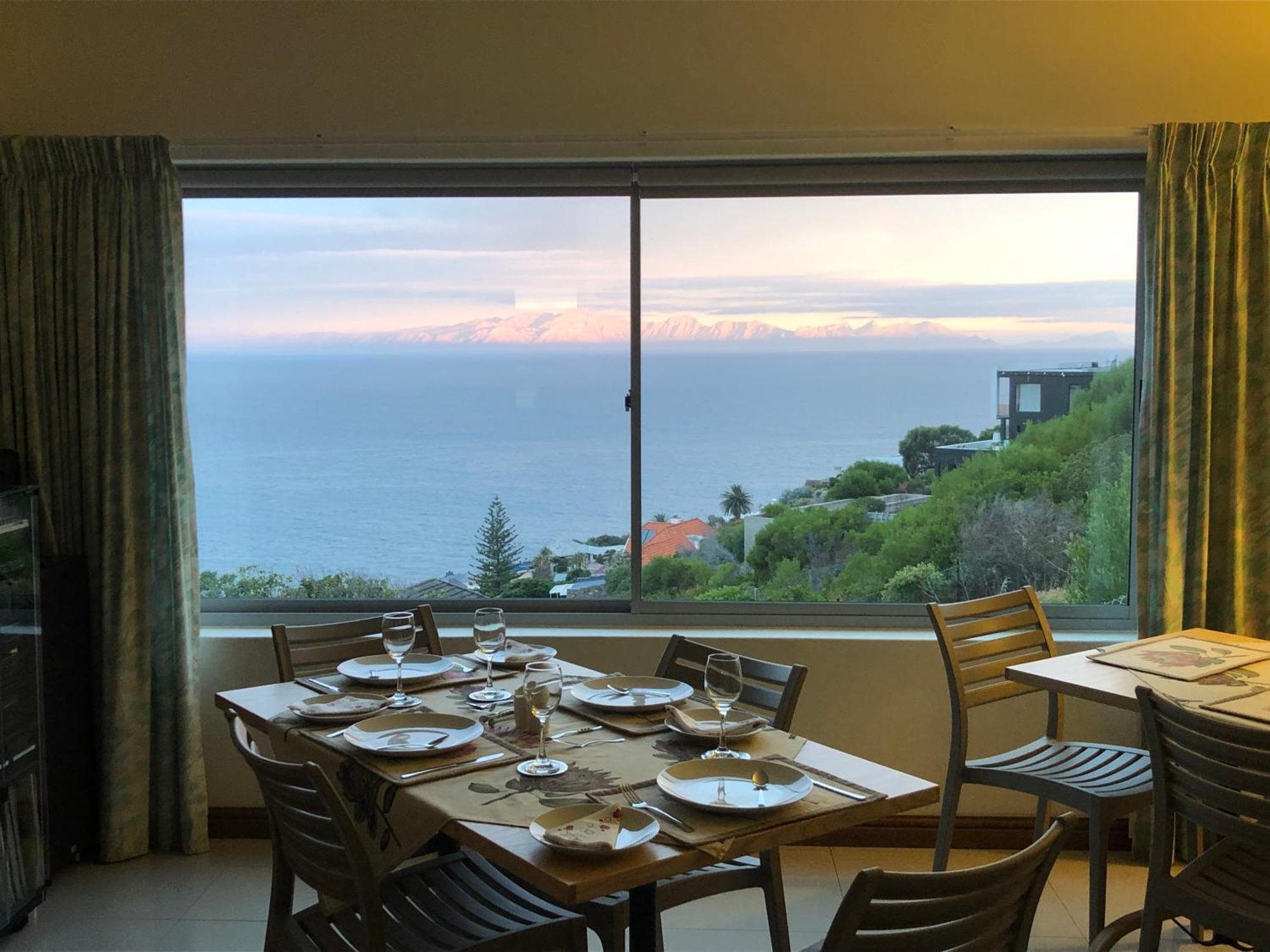 1 Mountain Rd Boutique B&B Fish Hoek Extérieur photo