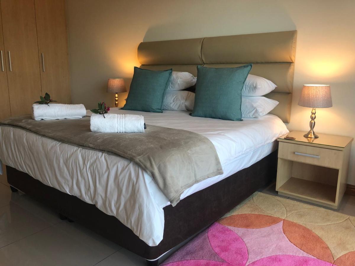 1 Mountain Rd Boutique B&B Fish Hoek Extérieur photo