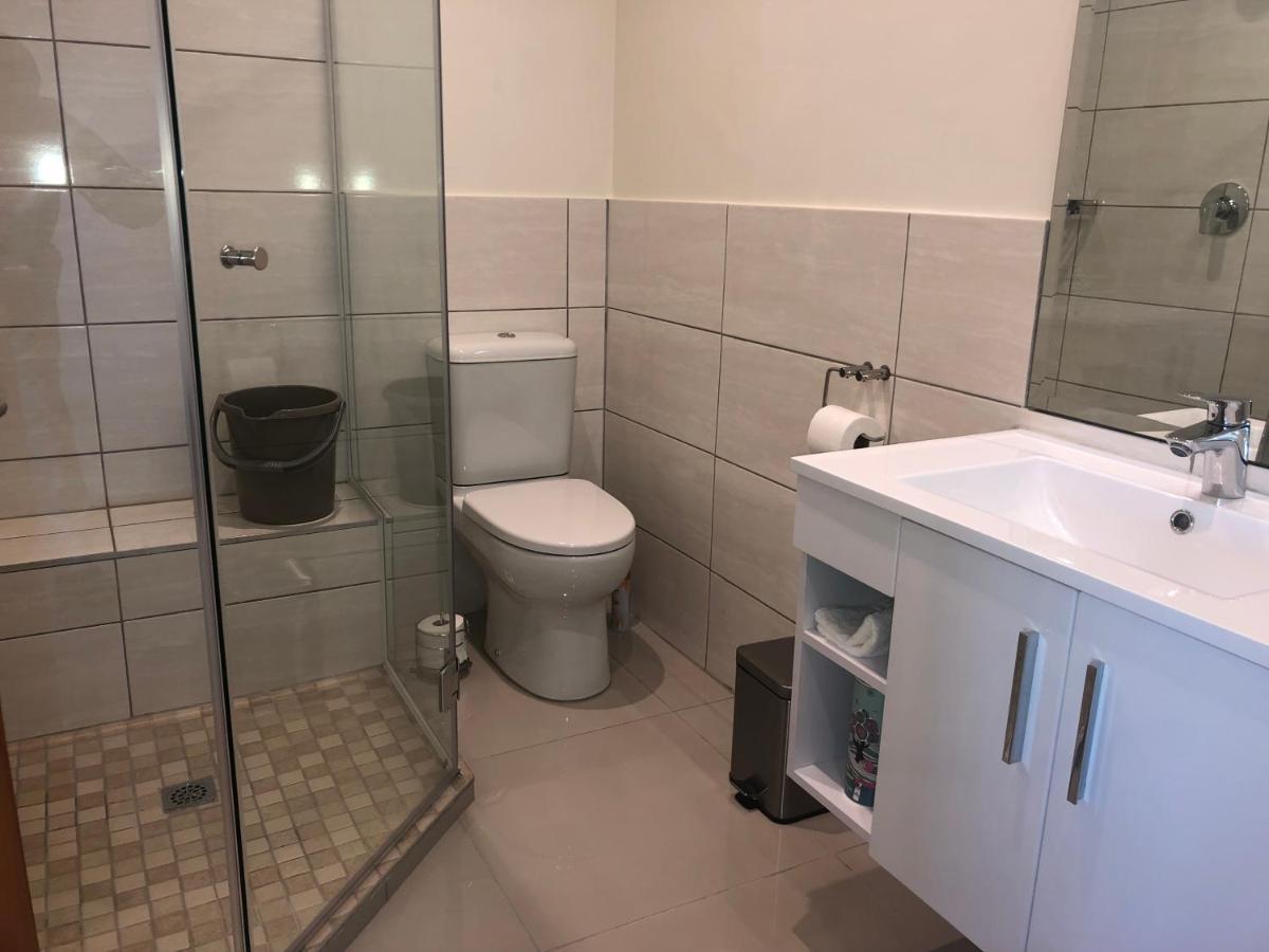 1 Mountain Rd Boutique B&B Fish Hoek Extérieur photo