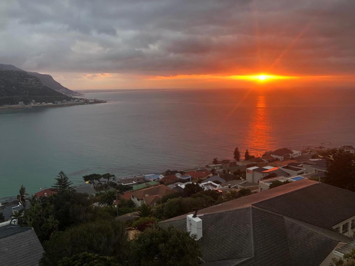 1 Mountain Rd Boutique B&B Fish Hoek Extérieur photo