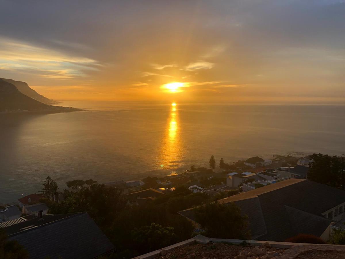 1 Mountain Rd Boutique B&B Fish Hoek Extérieur photo