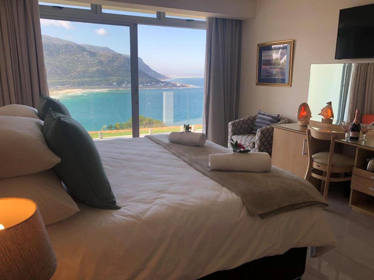 1 Mountain Rd Boutique B&B Fish Hoek Extérieur photo